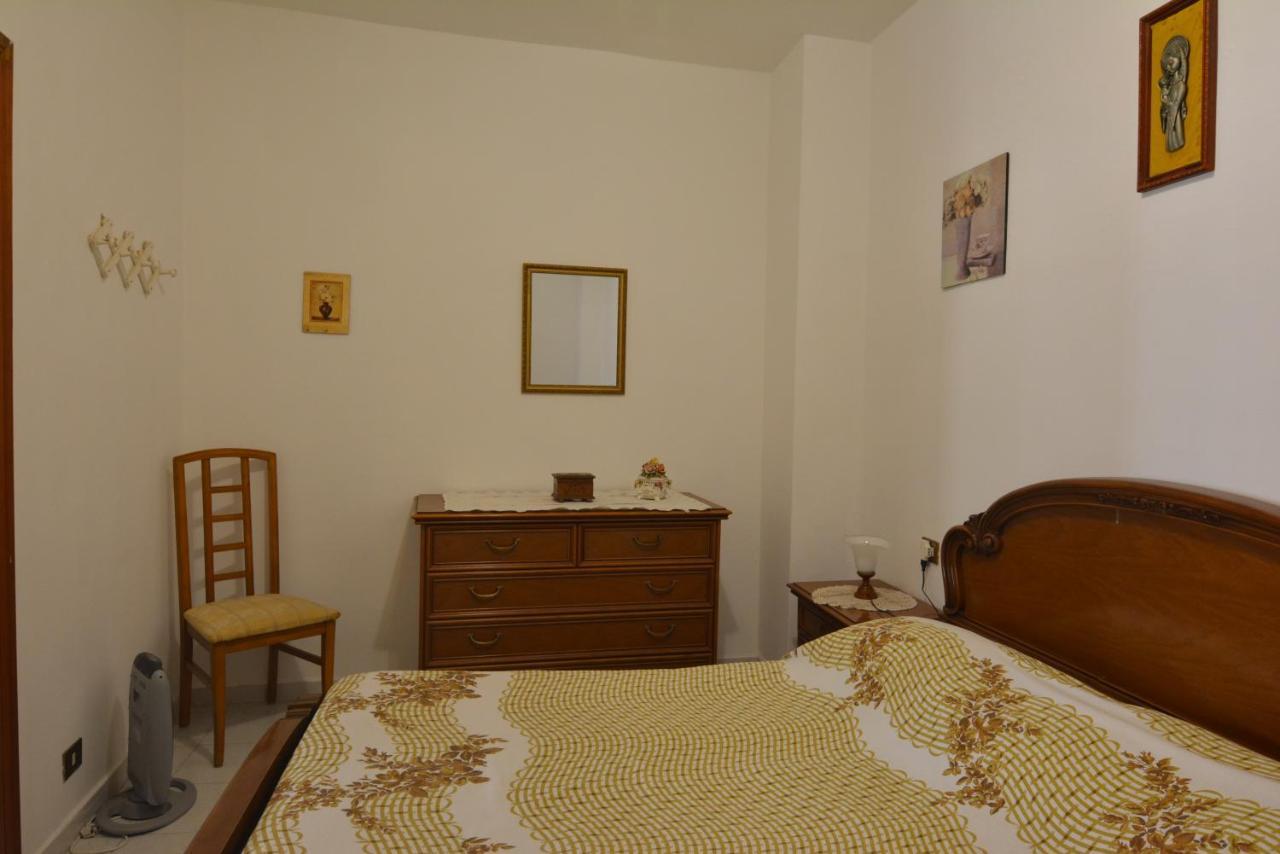 Casa Vacanze I Girasoli Иглесиас Екстериор снимка