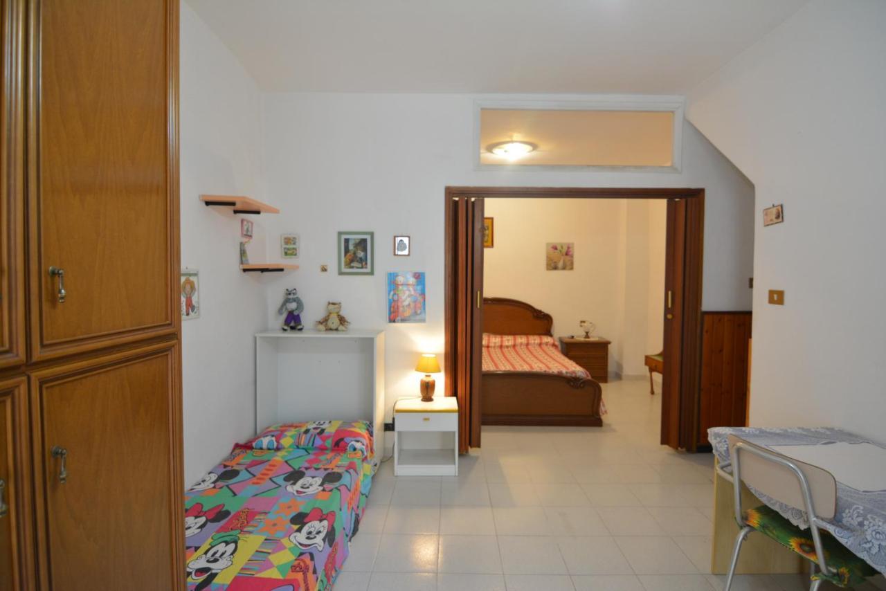 Casa Vacanze I Girasoli Иглесиас Екстериор снимка